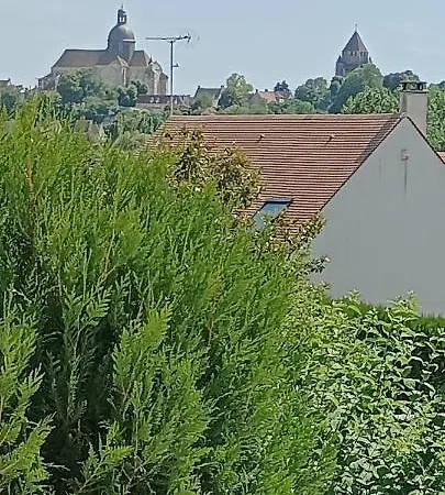 La Rose De * Provins